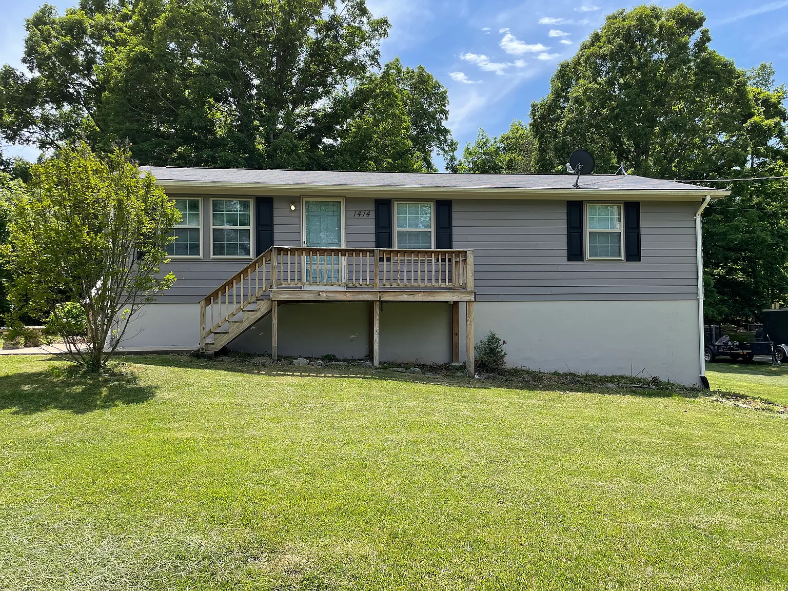 3 bed, 1008 sqft, $450 — Photo 1