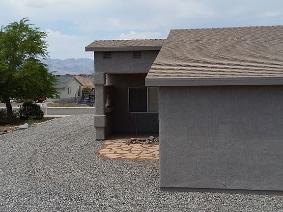 3rd image of 1312 Vaquero Dr Unit 102