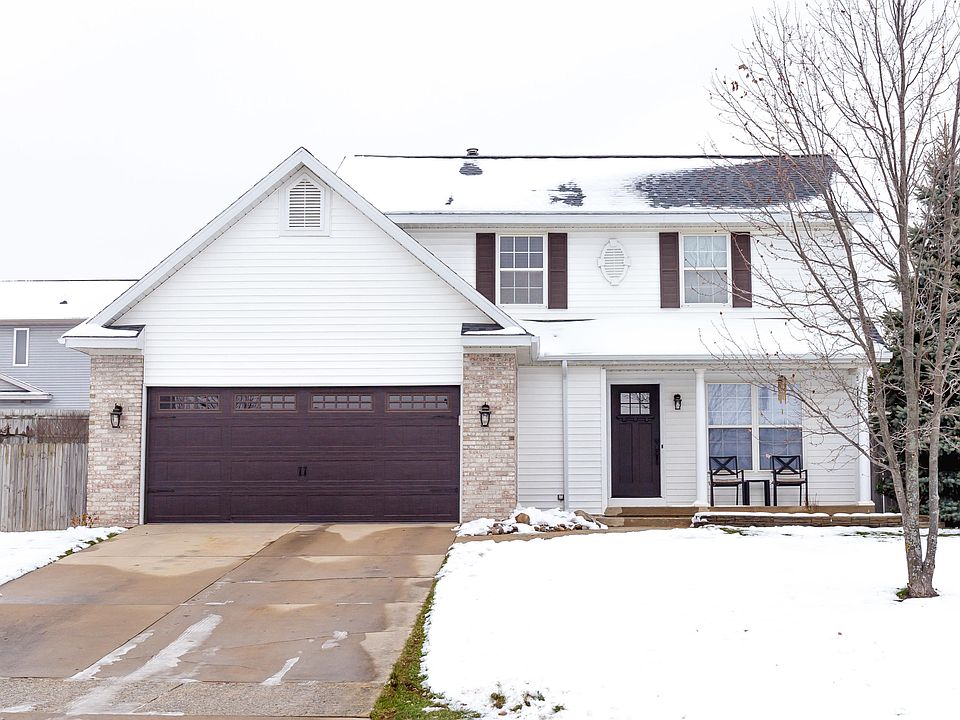 1st image of 1375 Bentree Dr SE