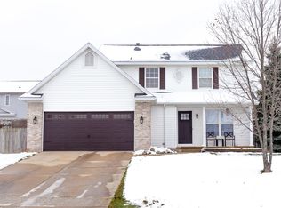 1375 Bentree Dr SE, Grand Rapids, MI 49508