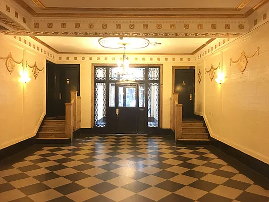 Rented by Lang Realty LLC | media 41