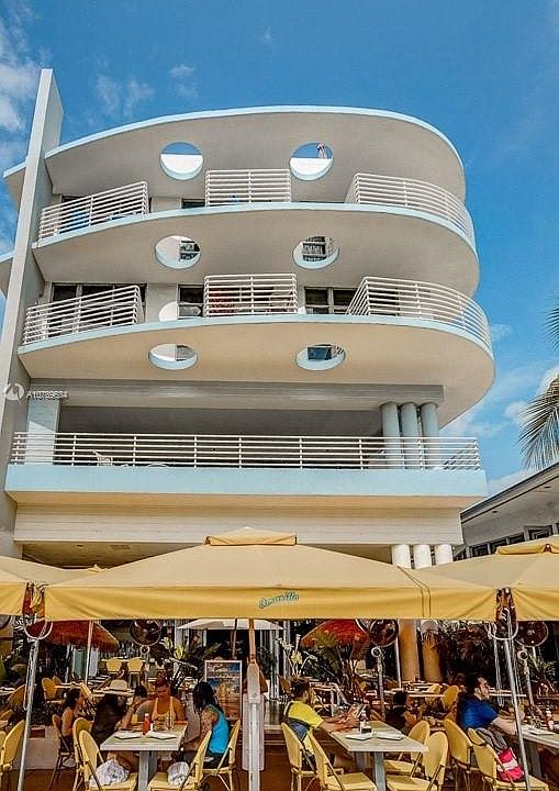 1st image of 1052 Ocean Dr #C205