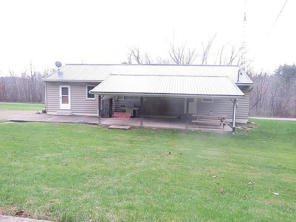 photo 2 rear