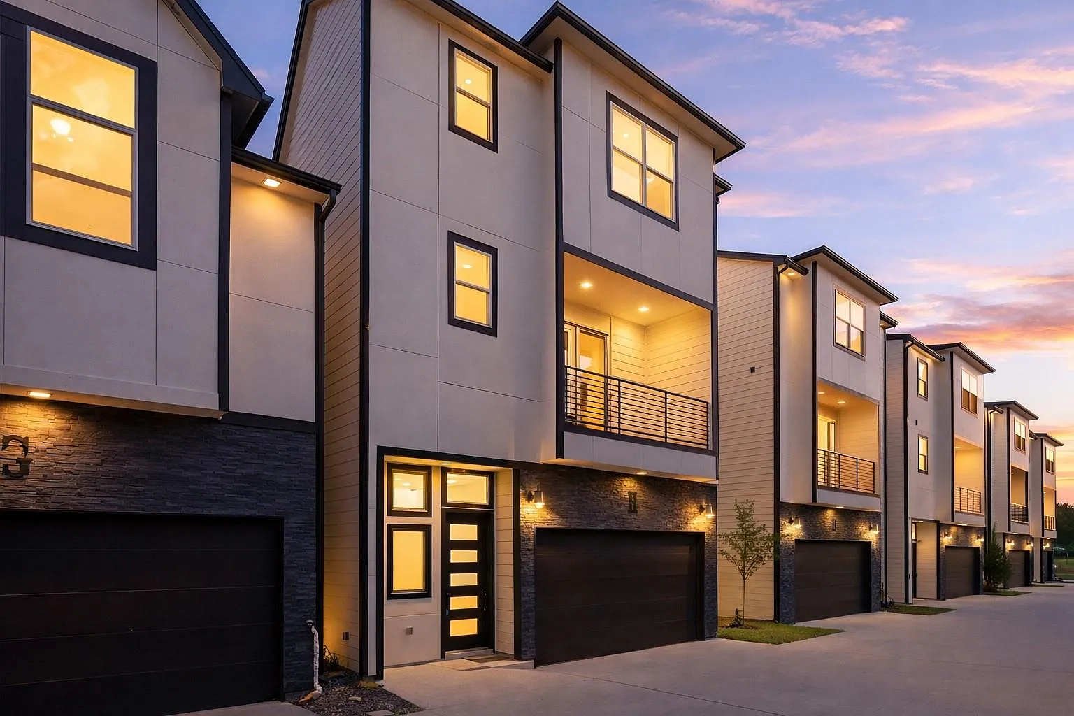 3 bed, 3.5 bath, 2247 sqft, $3,350 — Photo 1