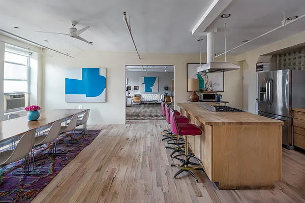 Rented by Compass | media 28