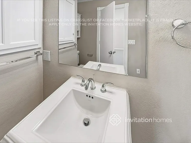 760 Charwood Cir — Photo 16