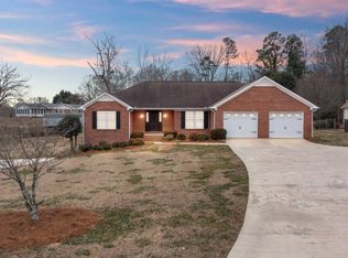 3917 Pointe, Gainesville, GA 30506