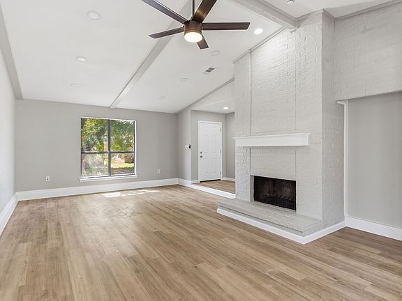 5th image of 721 Holly Oak Dr