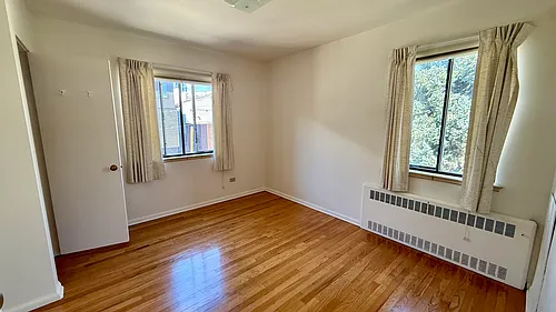 Floor plan 305