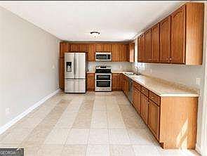 2nd image of 6692 Cambridge Dr