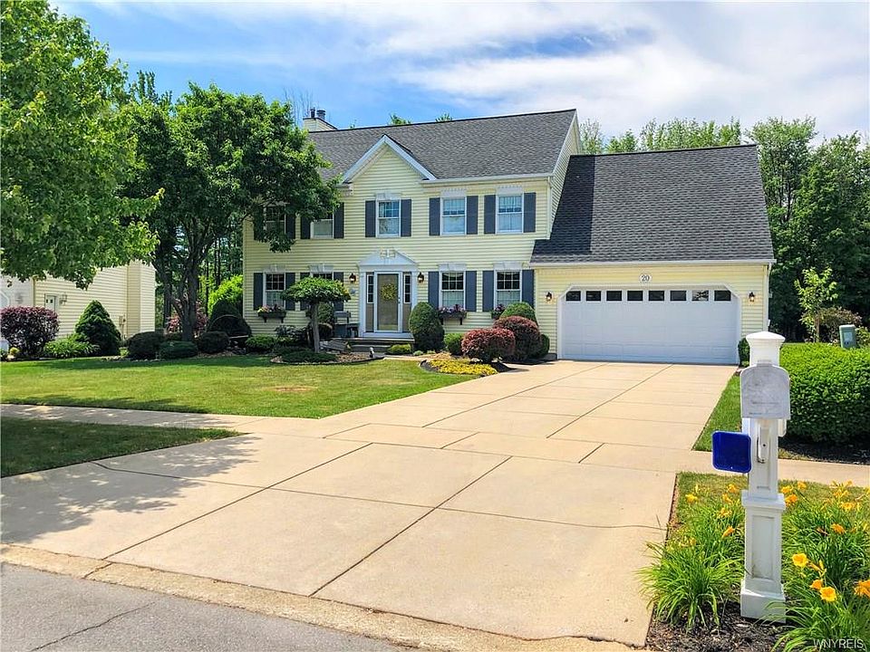 1st image of 20 Southpoint Dr