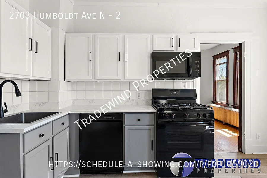 Building Photo - 2703 Humboldt Ave N #2