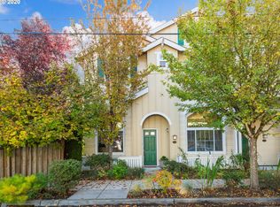 2542 SW Hume Ct, Portland, OR 97219