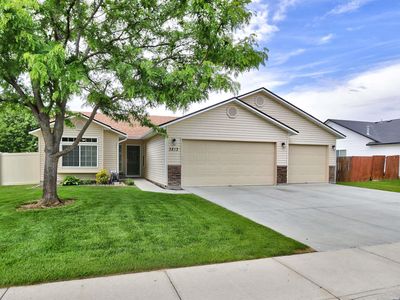 3813 E Clear Springs Dr, Nampa, ID, 83686