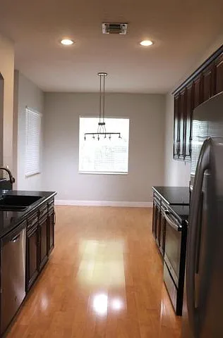 19298 Seneca Ave — Photo 17