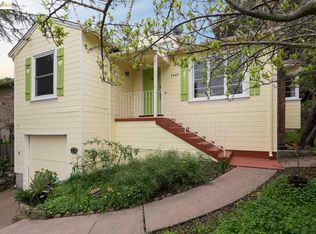 7827 Sterling Dr, Oakland, CA 94605