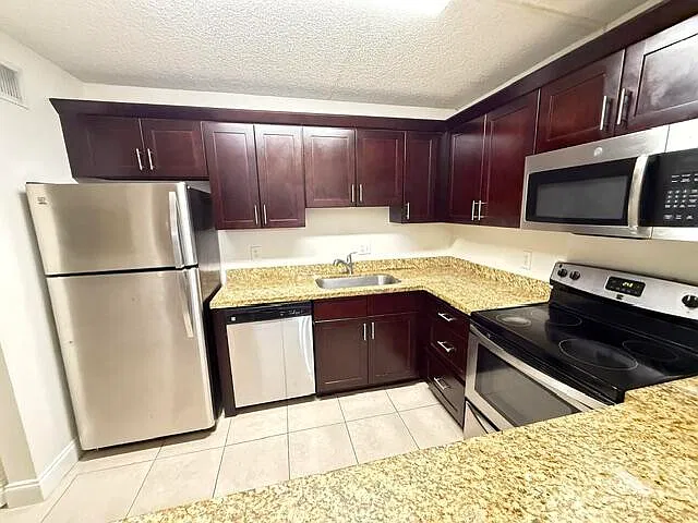 4987 Sable Pine Cir — Photo 2