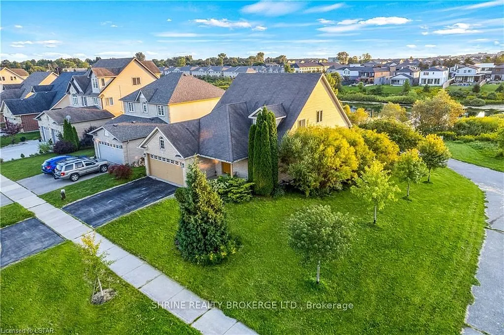 4 bed, $2,600 — Photo 4