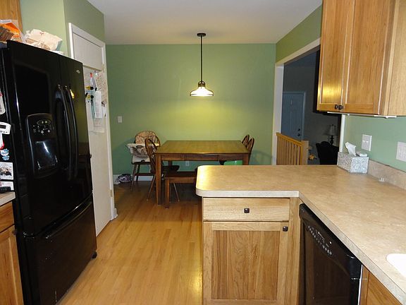 KItchen with dining area