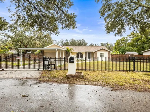 11615 Grove Ln, Seffner, FL 33584