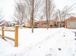 21 Greenlawn St, Springfield, MA 01119