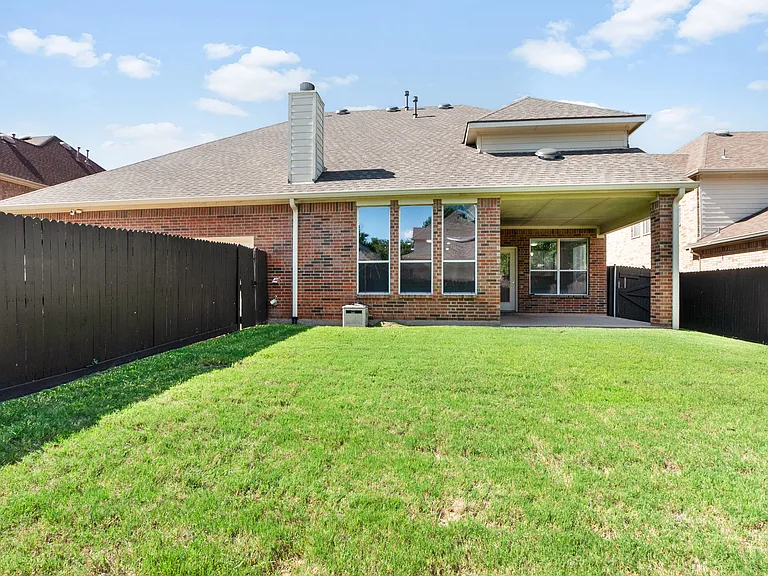 14895 Farmcote Dr — Photo 38