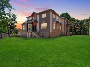 3 Elener Ln, Spring Valley, NY 10977