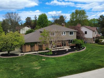 2495 Chalet Dr, Rochester Hills, MI, 48309