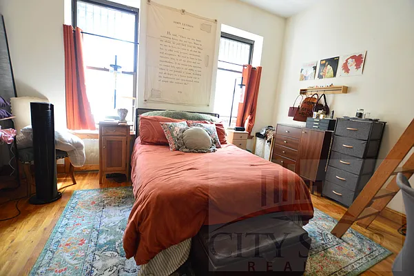 Rented by City Stop Realty | media 8