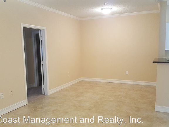 5th image of 18001 Richmond Place Dr APT 1216