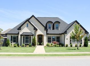 804 Via Firenze Ave, Springdale, AR 72762