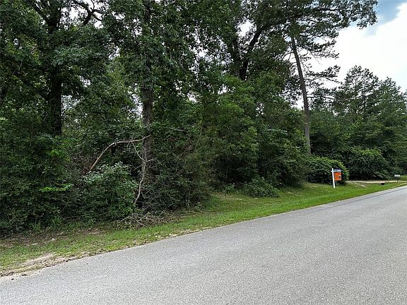 3rd image of 163 Hall Drive