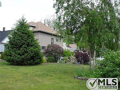 2nd image of 1405 Lakeshore Dr