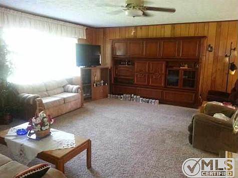 4th image of 4771 Lakely Dr