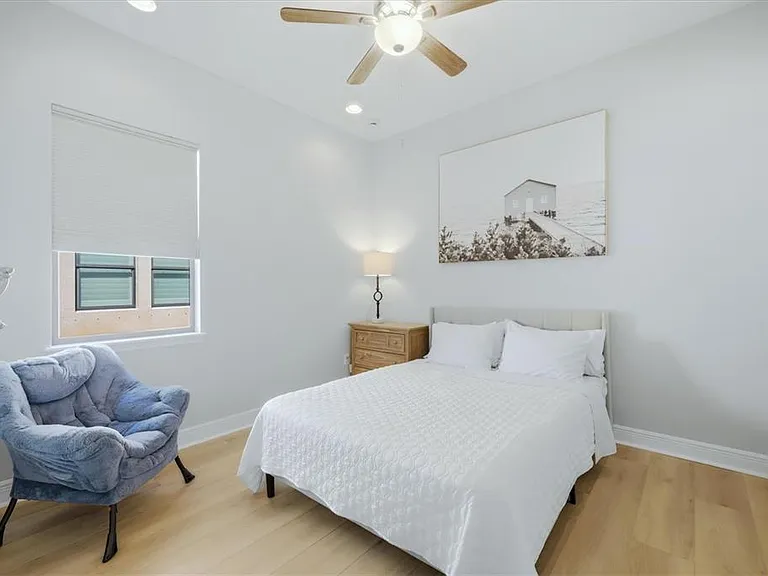 5423 Title Row Dr — Photo 23