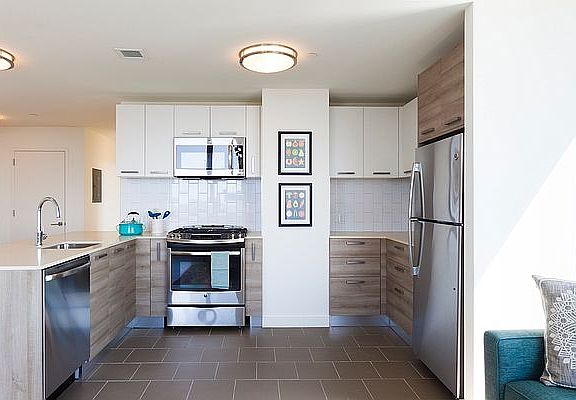 2nd image of 626 Flatbush Ave APT 21H