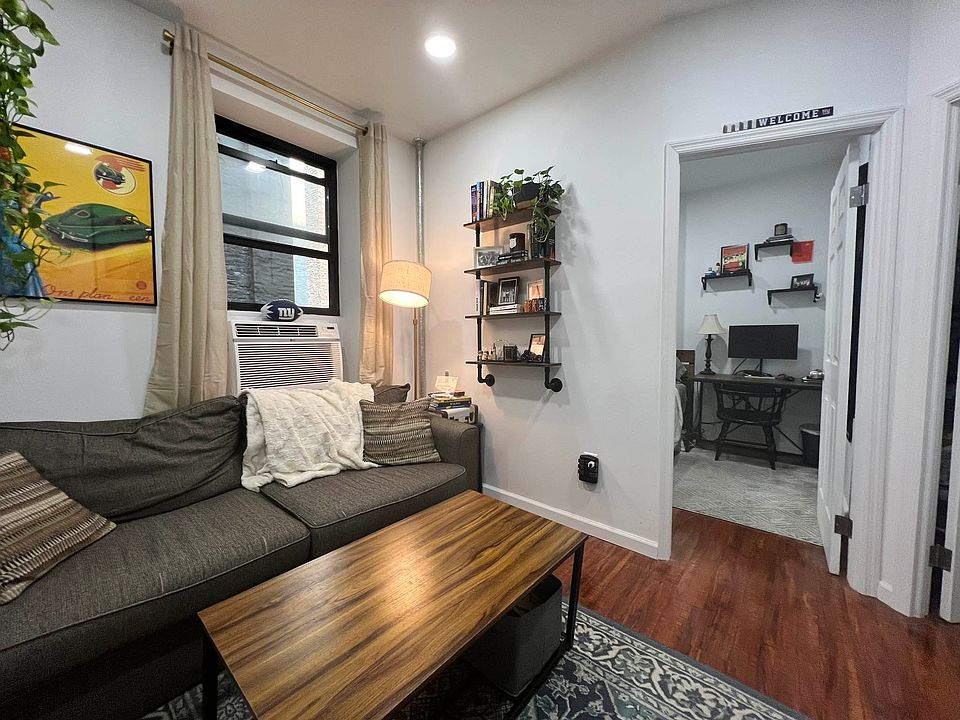 1st image of 390 Broome St APT 1