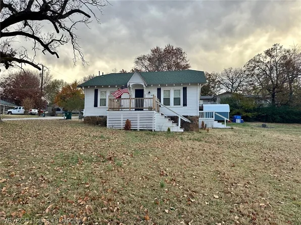 489 W 8th St, Booneville, AR 72927