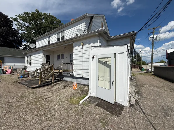 22727 Rein Ave, Eastpointe, MI 48021