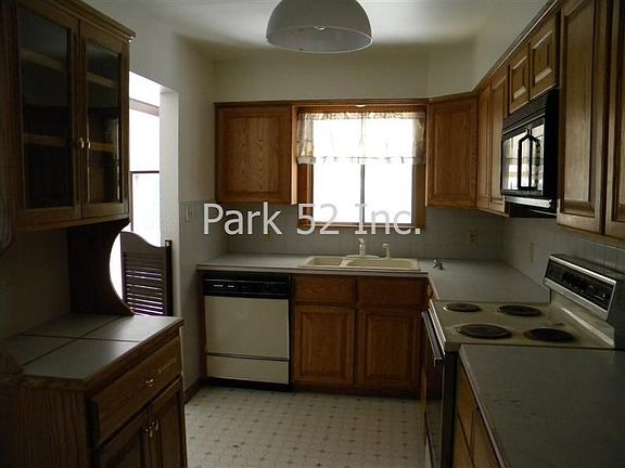 2nd image of 1212 121st St S