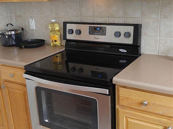 4th image of 5413 Glorietta Cir