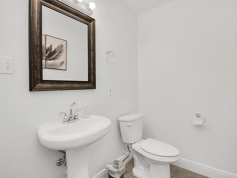 7830 Pardee St — Photo 15