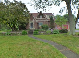 97 Auburn Ave, Shelby, OH 44875