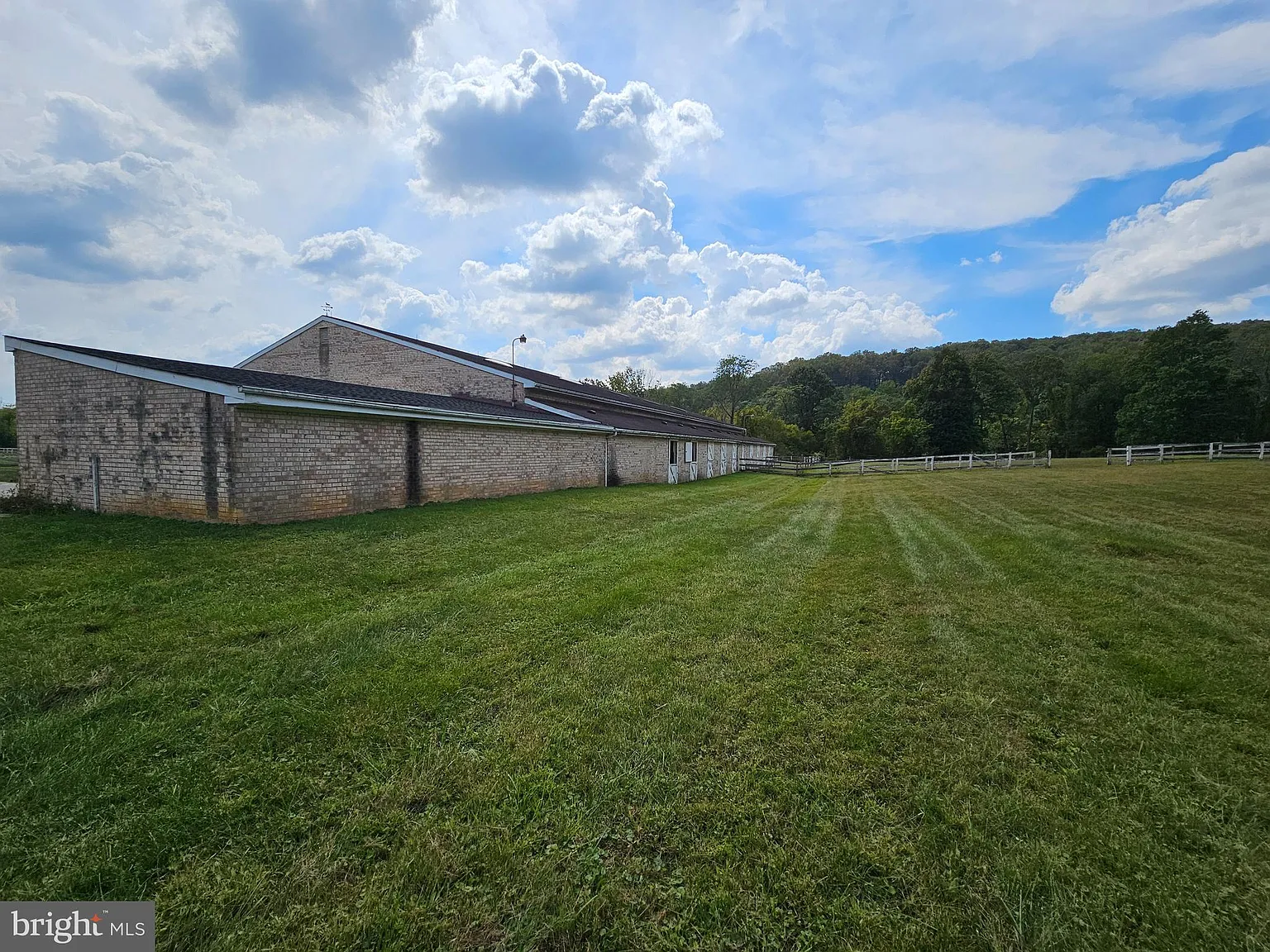 Studio, 5427 sqft, $3,000 — Photo 4