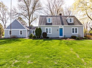 1279 Miami Rd, Benton Harbor, MI 49022