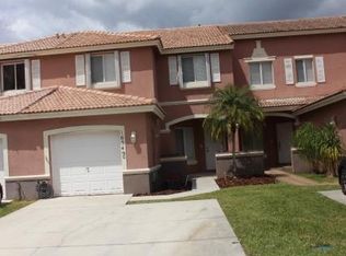 16549 SW 68th Ter, Miami, FL 33193