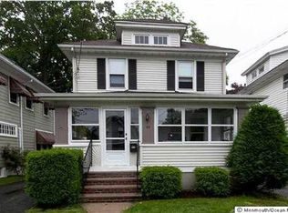 29 Arthur Pl, Red Bank, NJ 07701