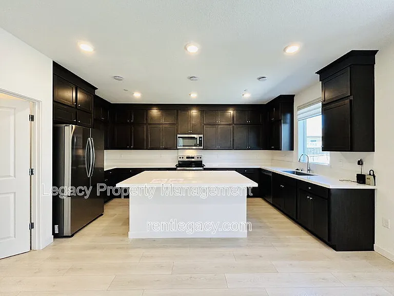8057 Moongate Way — Photo 6