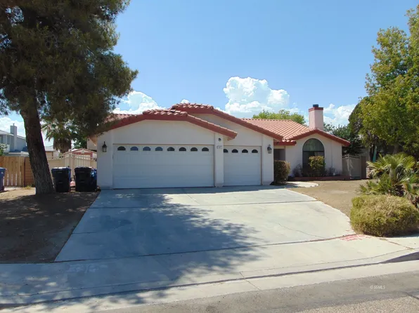 917 Carolyn St, Ridgecrest, CA 93555