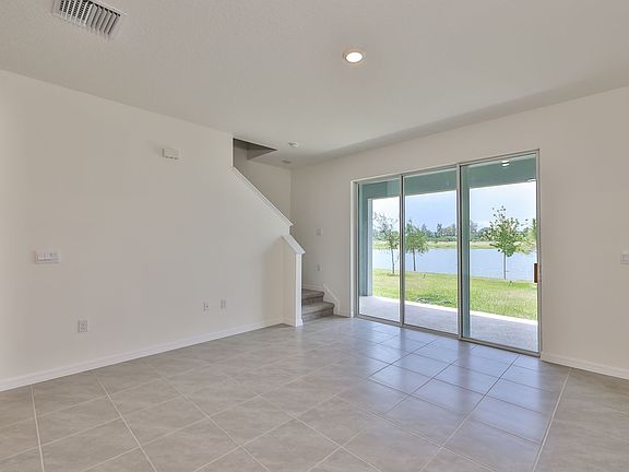 5th image of 261 Mangrove Shade Cir